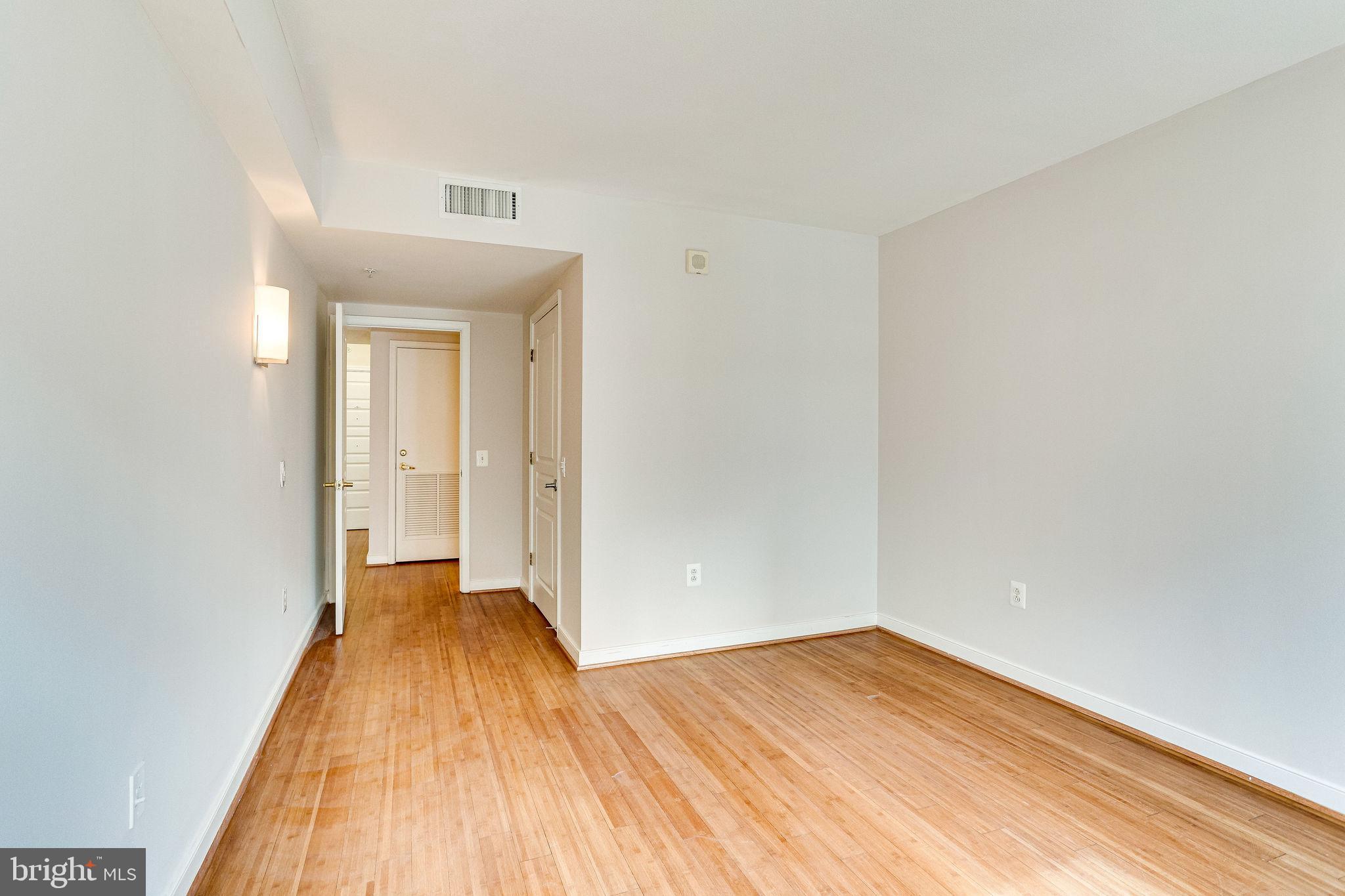 631 D Street Northwest, Unit 831 Washington, DC 20004 - Photo 25 of 50
