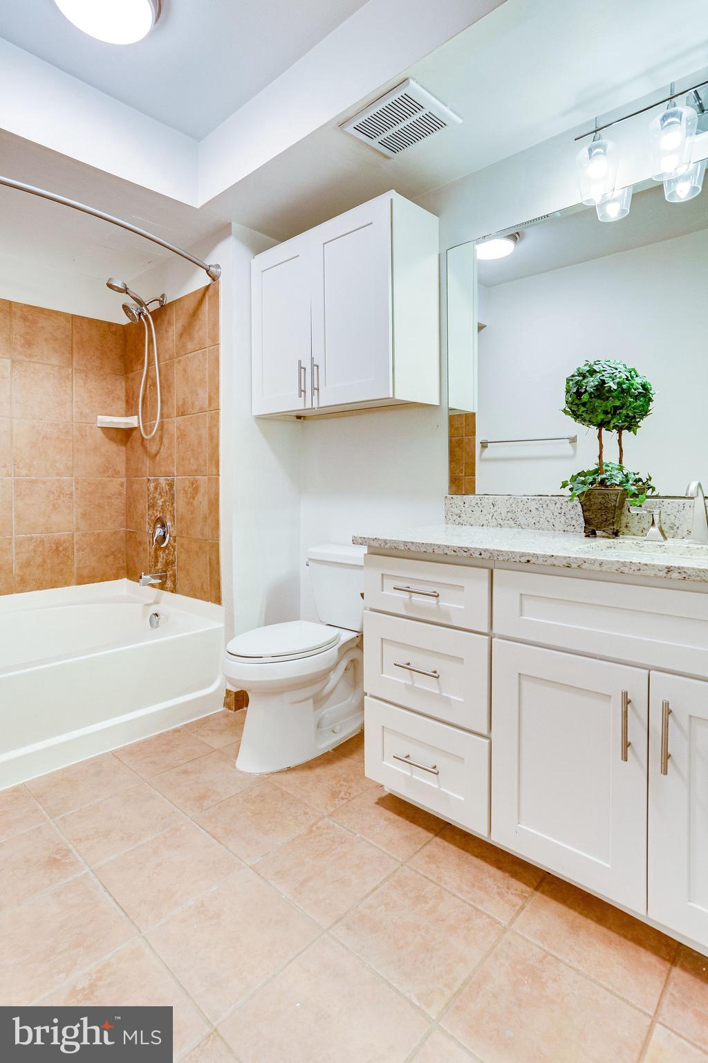 631 D Street Northwest, Unit 831 Washington, DC 20004 - Photo 29 of 50