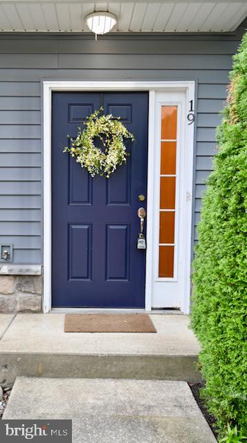 19 Fox Court Riverside, NJ 08075 - Photo 1 of 11 Gallery Image 1