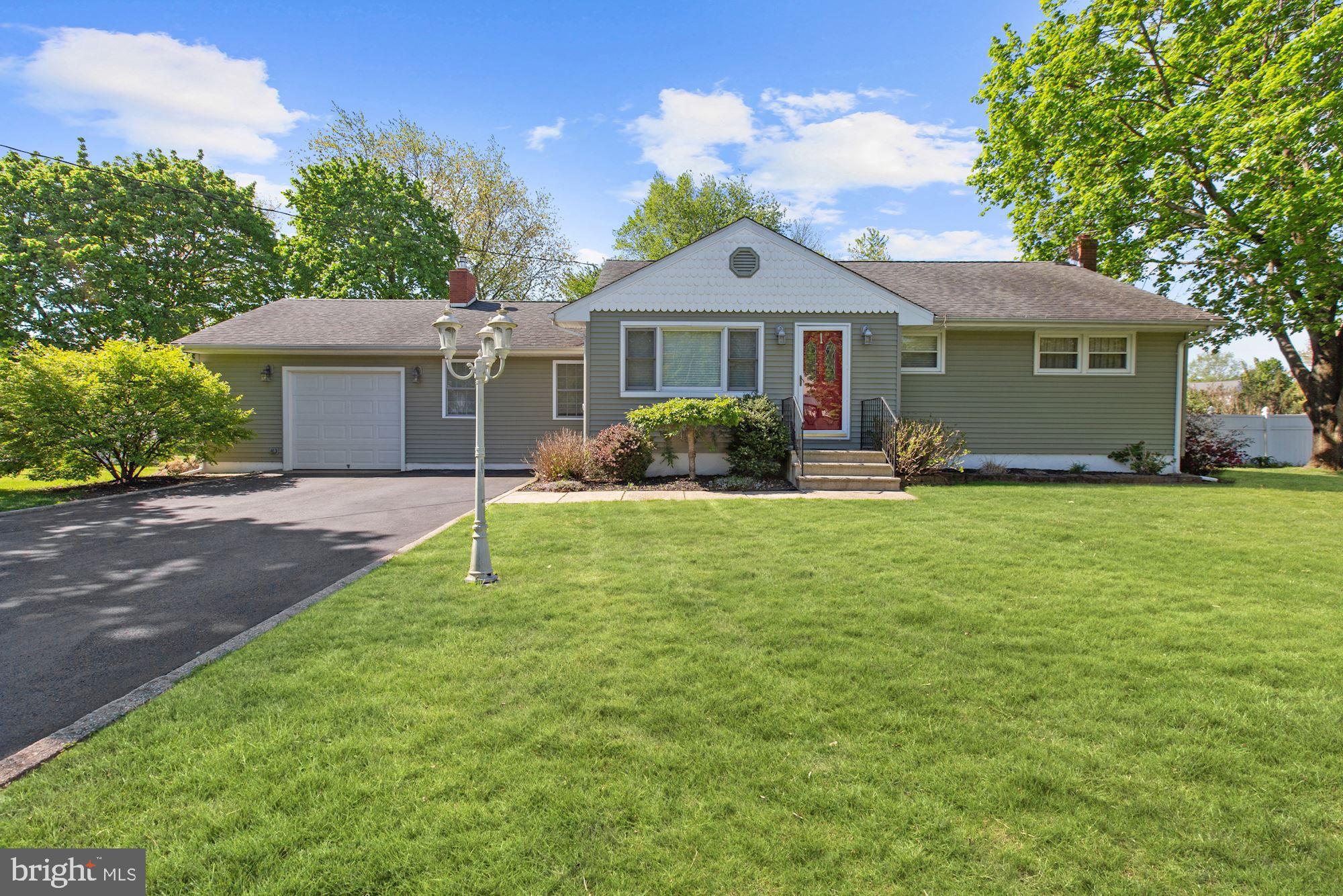 1714 Columbus Road Burlington, NJ 08016 - Photo 1 of 23