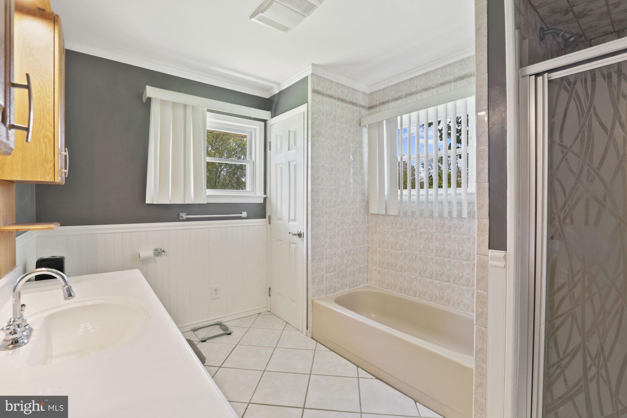 1714 Columbus Road Burlington, NJ 08016 - Photo 13 of 23