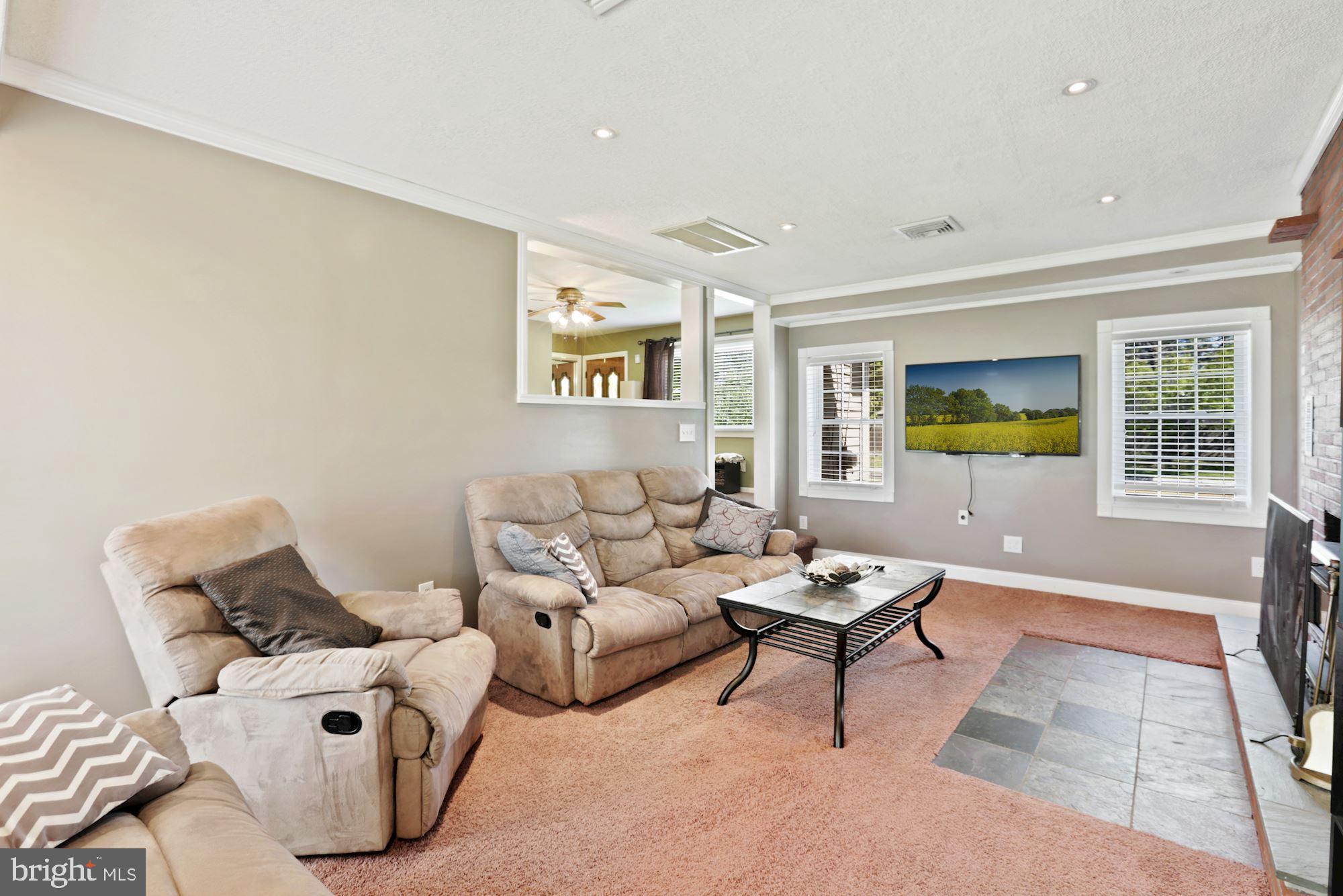 1714 Columbus Road Burlington, NJ 08016 - Photo 5 of 23