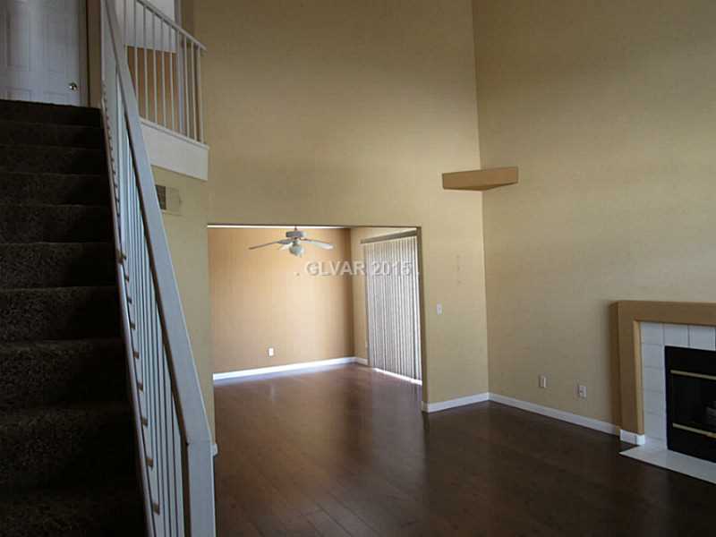 10111 Rising Tree Street Las Vegas, NV 89183 - Photo 6 of 34 Interior Space/Layout.
