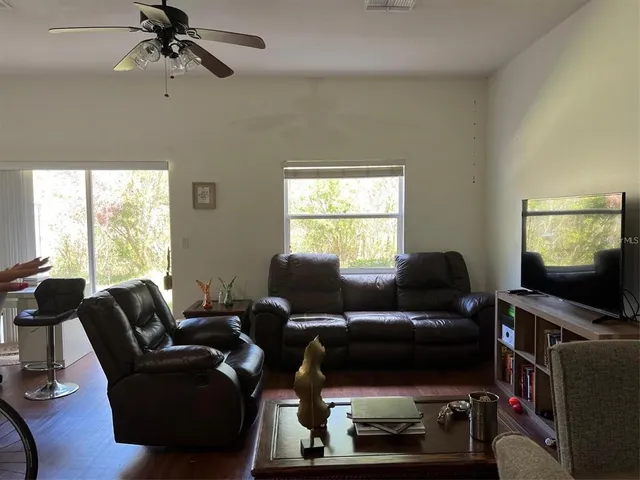 $2,500 | 910 Spring Harvest Court, Orlando, FL 32828