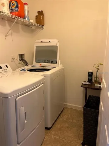 $2,500 | 910 Spring Harvest Court, Orlando, FL 32828