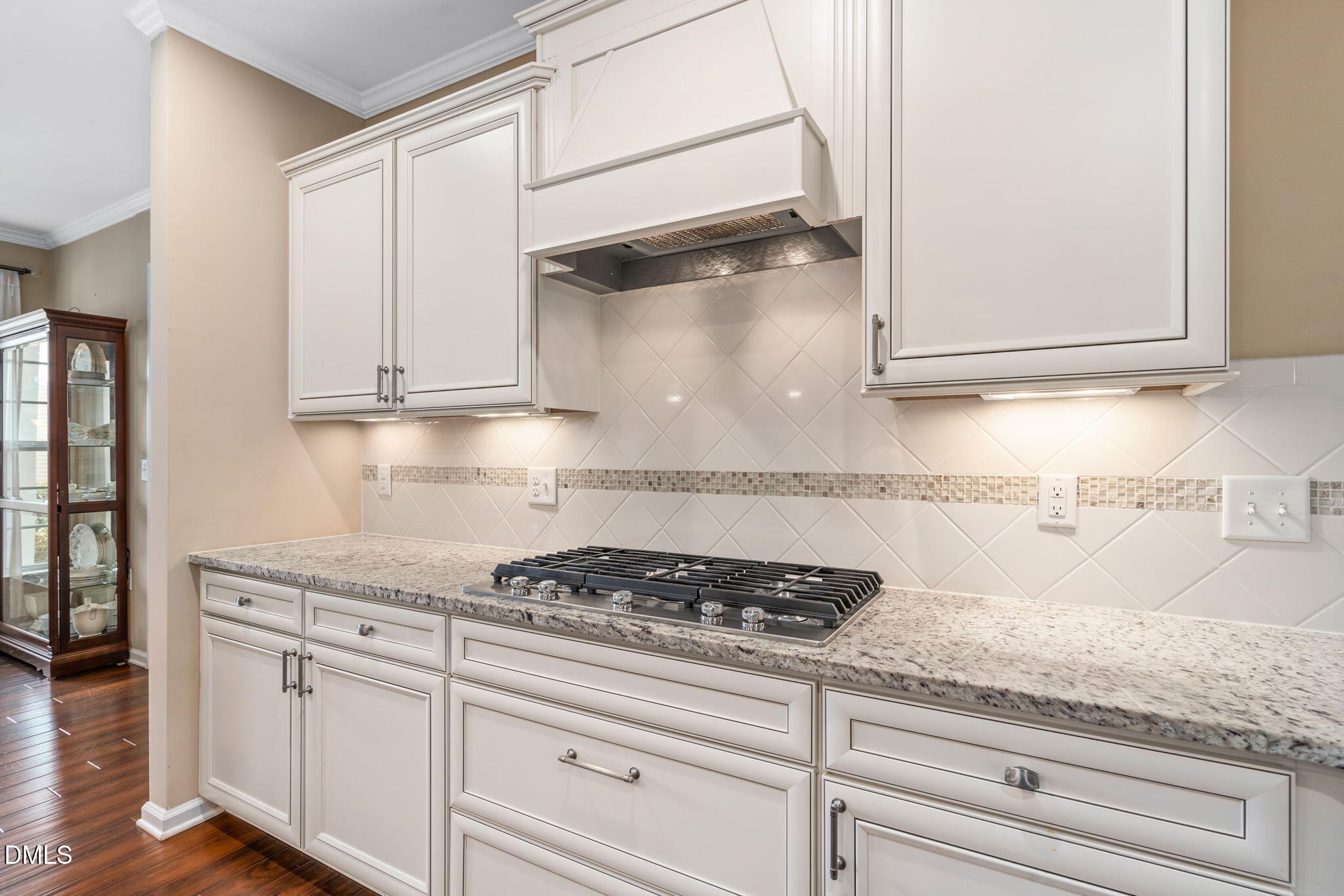203 Tuttle Road Durham, NC 27703 - Photo 5 of 50 60-web-or-mls-203-tuttle-rd