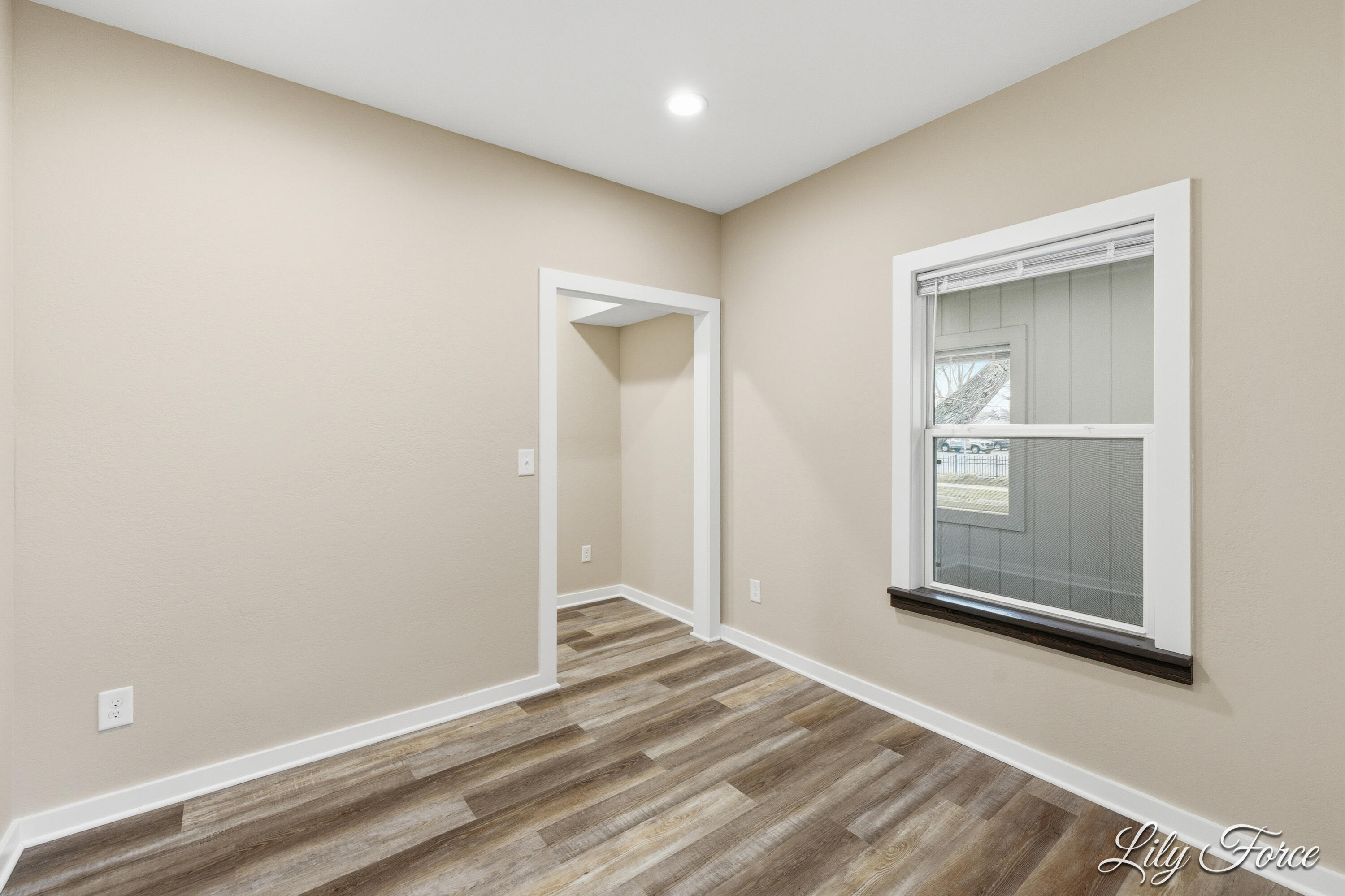 641 Butterworth Street Southwest Grand Rapids, MI 49504 - Photo 11 of 35 641-butterworth-st_019