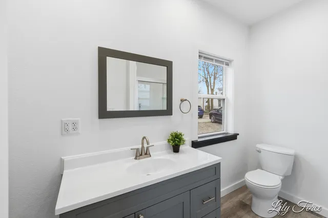 $325,000 | 641 Butterworth Street Southwest, Grand Rapids, MI 49504