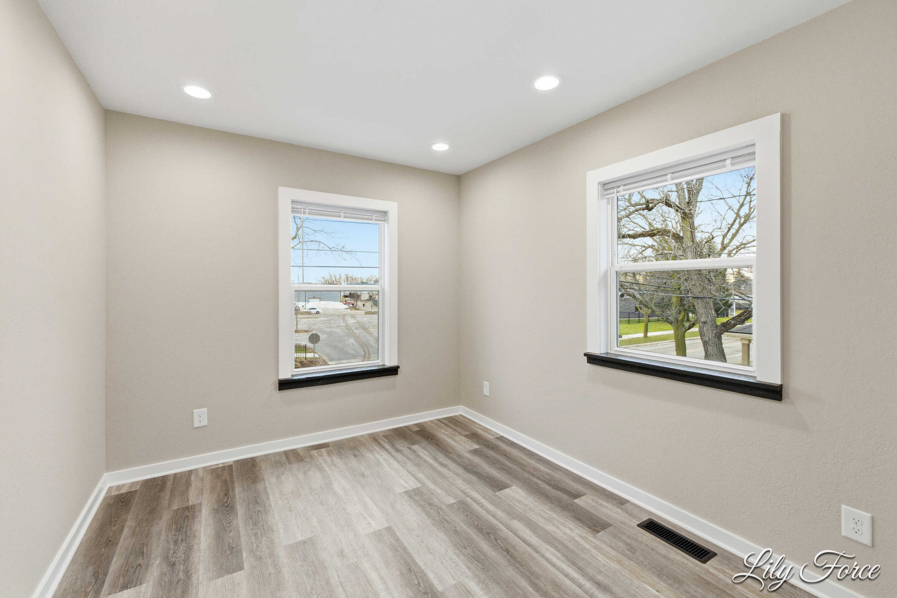 641 Butterworth Street Southwest Grand Rapids, MI 49504 - Photo 21 of 35 641-butterworth-st_024