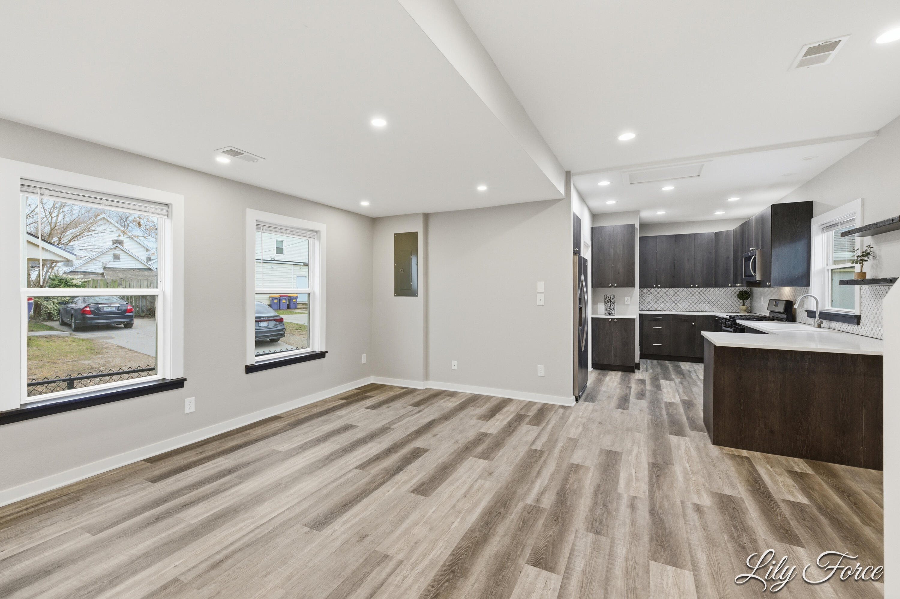 641 Butterworth Street Southwest Grand Rapids, MI 49504 - Photo 10 of 35 641-butterworth-st_017