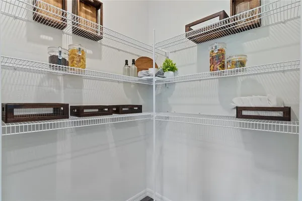 $475,990 | 2318 Ashwood Bluff Drive, Ocoee, FL 34761