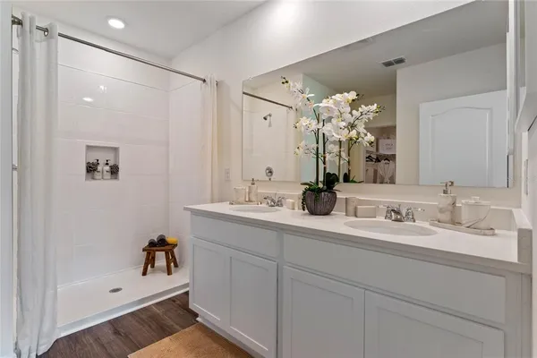 $475,990 | 2318 Ashwood Bluff Drive, Ocoee, FL 34761