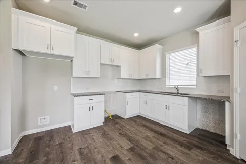 $219,900 | 6913 Carver Avenue, Texas City, TX 77591