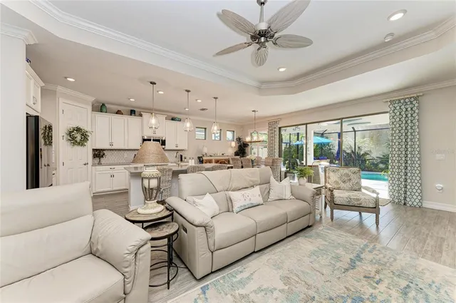 $724,900 | 364 Toscavilla Boulevard, Nokomis, FL 34275