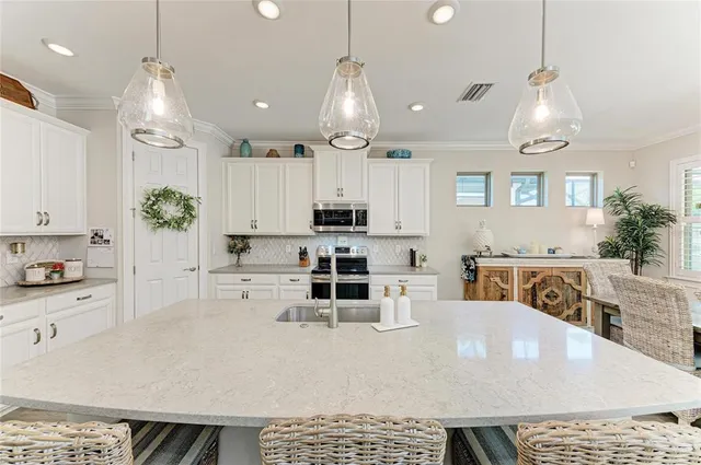 $724,900 | 364 Toscavilla Boulevard, Nokomis, FL 34275