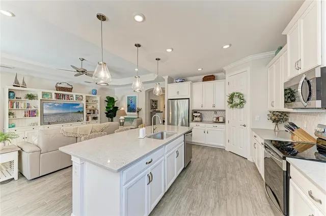 $724,900 | 364 Toscavilla Boulevard, Nokomis, FL 34275