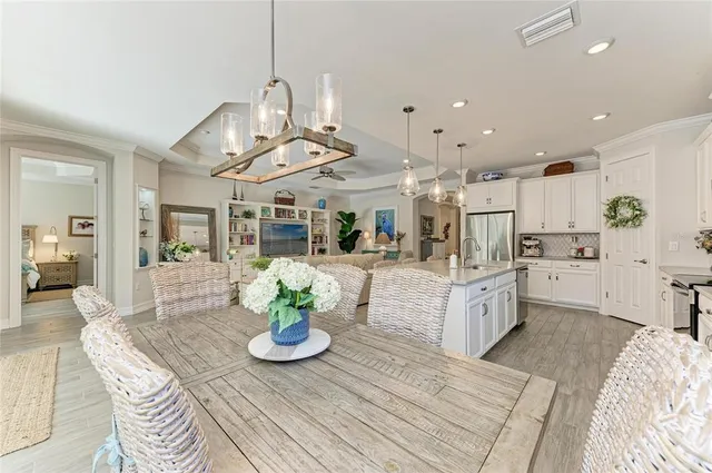 $724,900 | 364 Toscavilla Boulevard, Nokomis, FL 34275