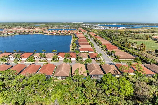 $724,900 | 364 Toscavilla Boulevard, Nokomis, FL 34275