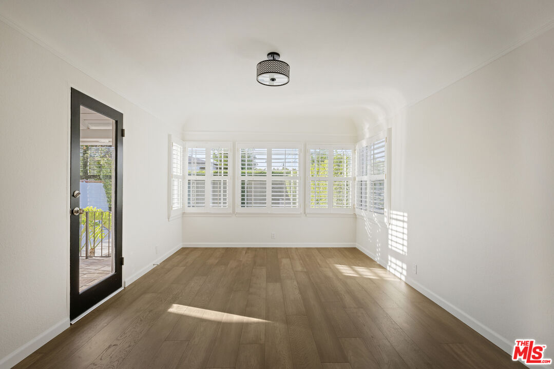 12153 Maxwellton Road Studio City, CA 91604 - Photo 31 of 48