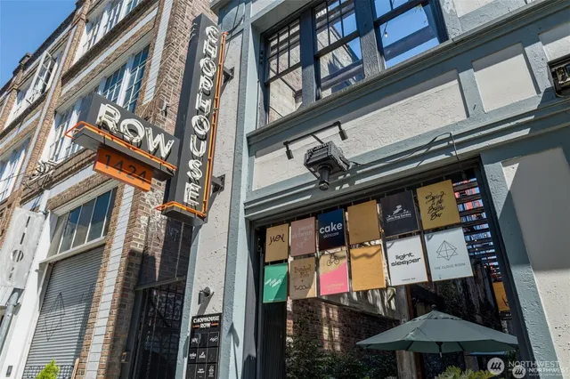 $1,900 | 1414 12th Avenue, Unit 504, Seattle, WA 98122