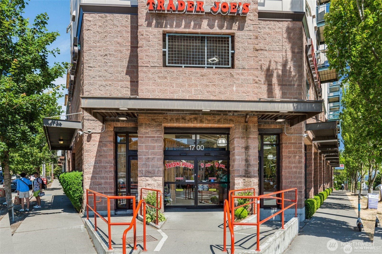 1414 12th Avenue, Unit 504 Seattle, WA 98122 - Photo 18 of 27