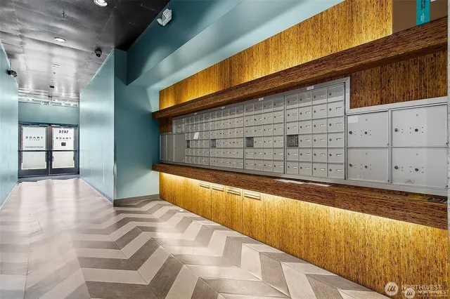 $1,900 | 1414 12th Avenue, Unit 504, Seattle, WA 98122