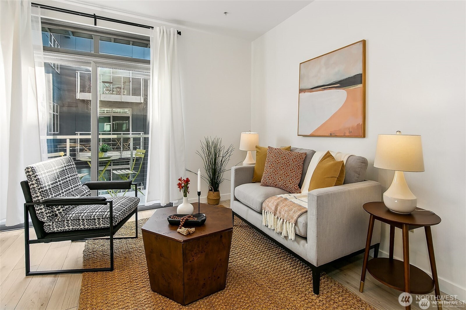 1414 12th Avenue, Unit 504 Seattle, WA 98122 - Photo 3 of 27