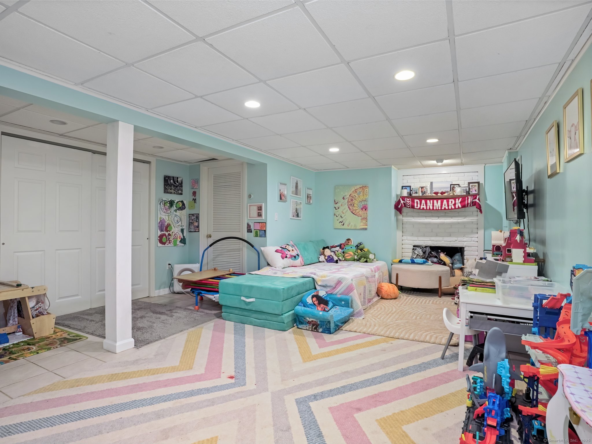 11 Old Field Road Norwalk, CT 06853 - Photo 25 of 33
