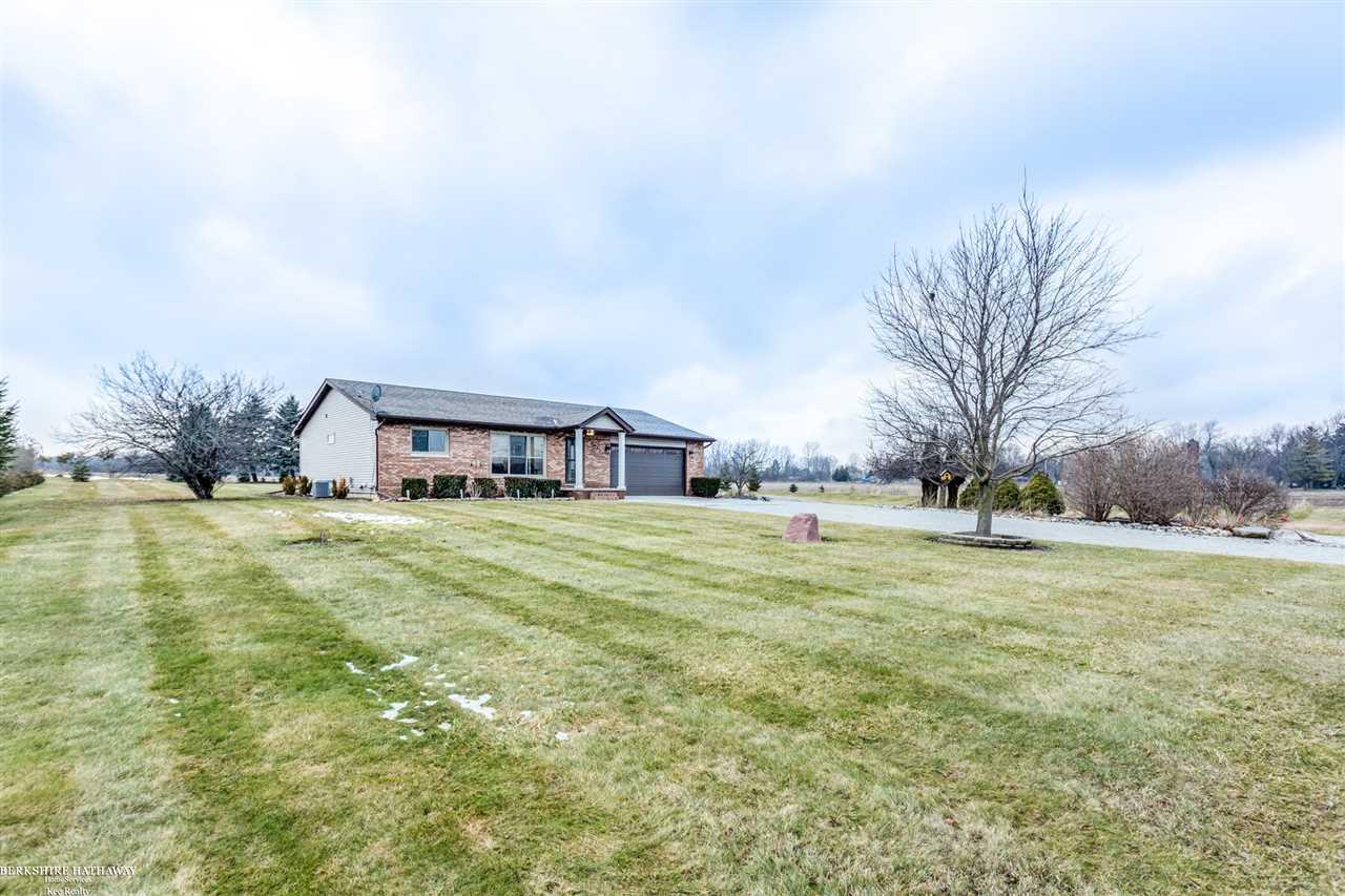 7675 Sayles Road Yale, MI 48097 - Photo 29 of 39 50002829-28.JPG