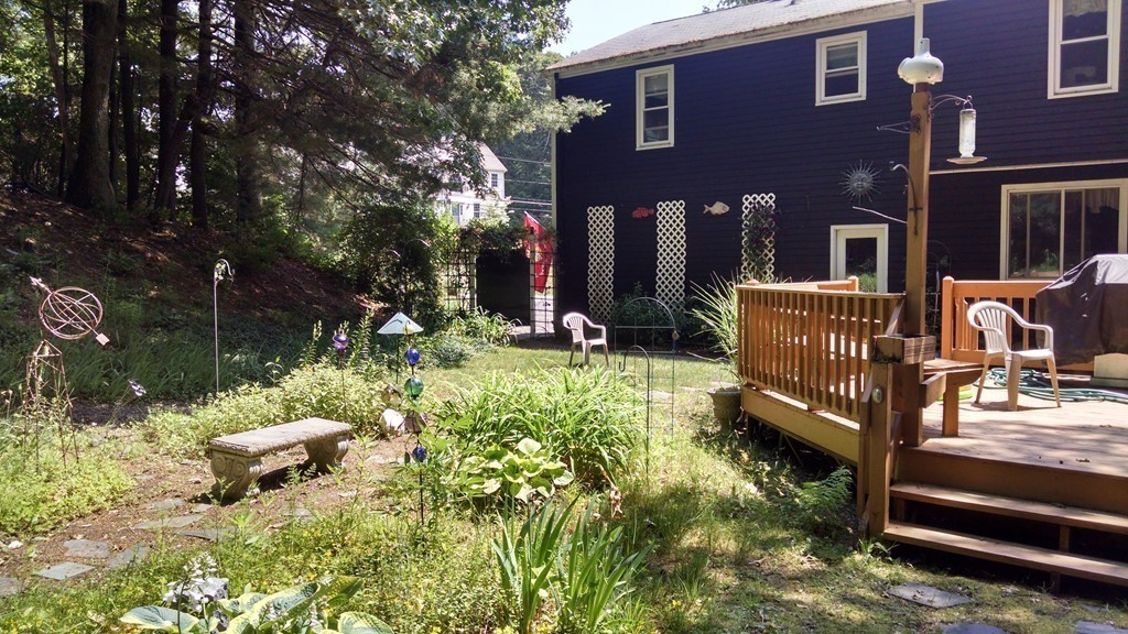 11 Edwards Road Foxboro, MA 02035 - Photo 3 of 30 Gallery Image 3