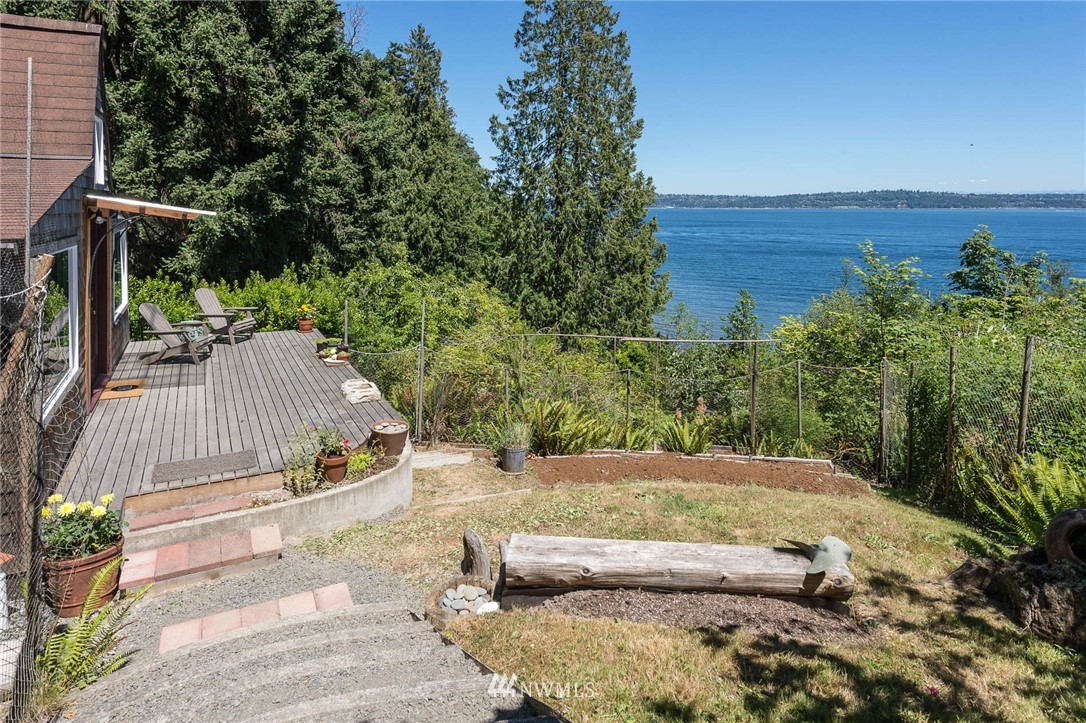 12094 Cunliffe Road Southwest Vashon, WA 98070 - Photo 21 of 25 Gallery Image 21