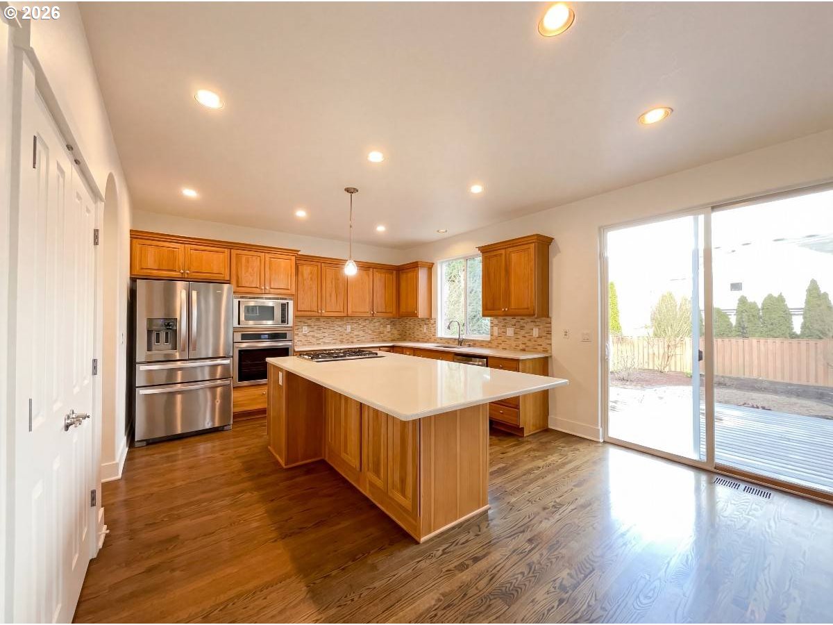 10989 Southwest Oneida Street Tualatin, OR 97062 - Photo 28 of 34
