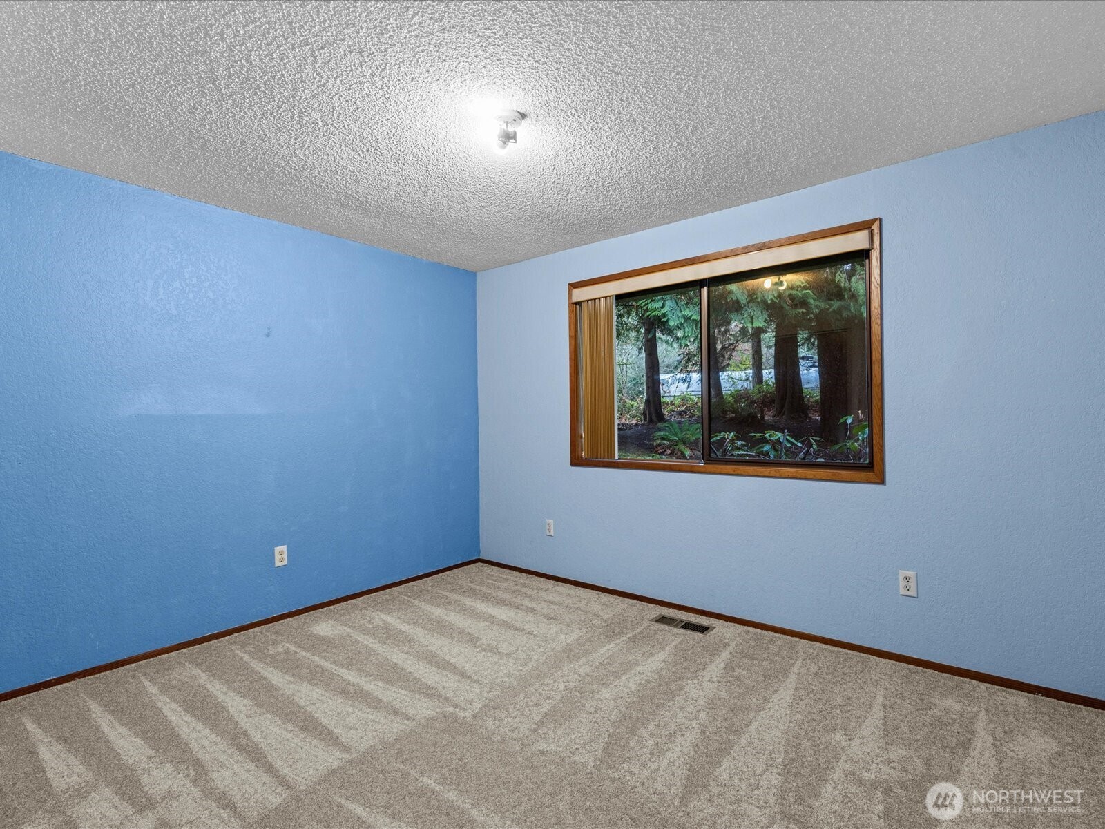 16715 Southeast 235th Street Kent, WA 98042 - Photo 23 of 40