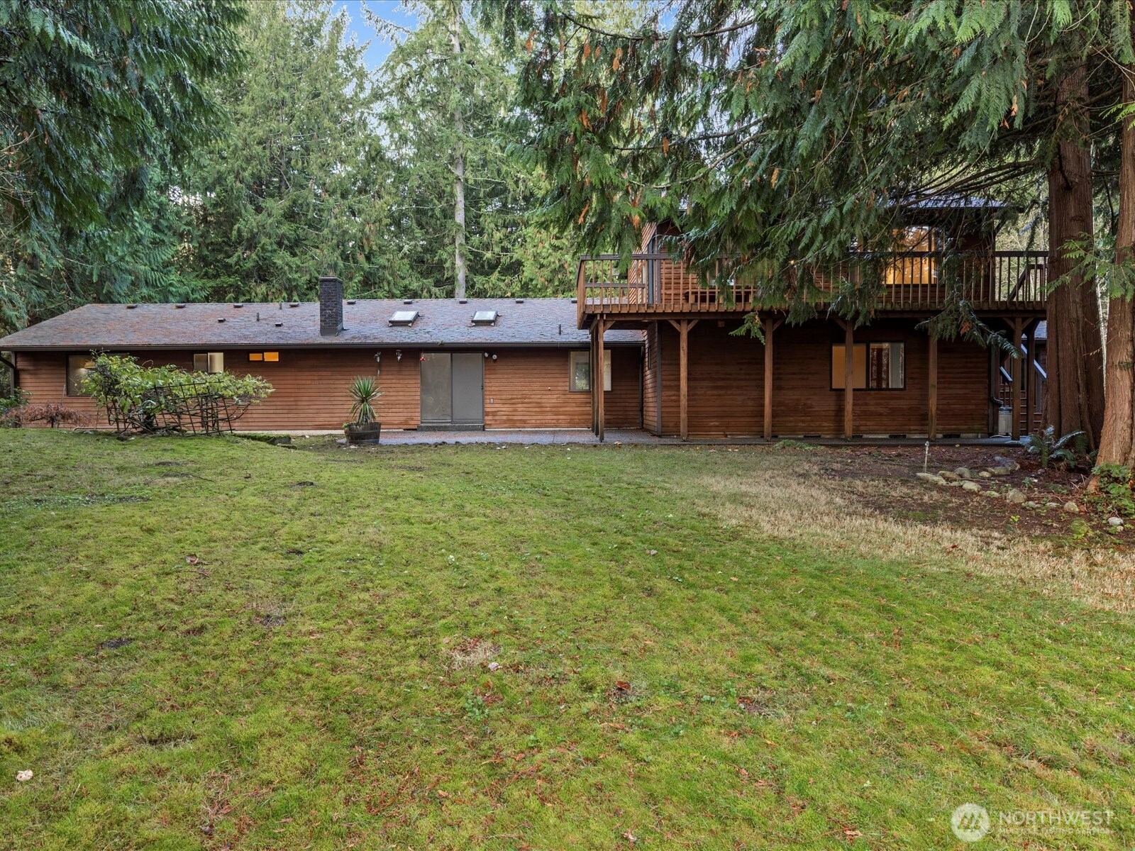 16715 Southeast 235th Street Kent, WA 98042 - Photo 26 of 40