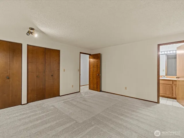 $875,000 | 16715 Southeast 235th Street, Kent, WA 98042