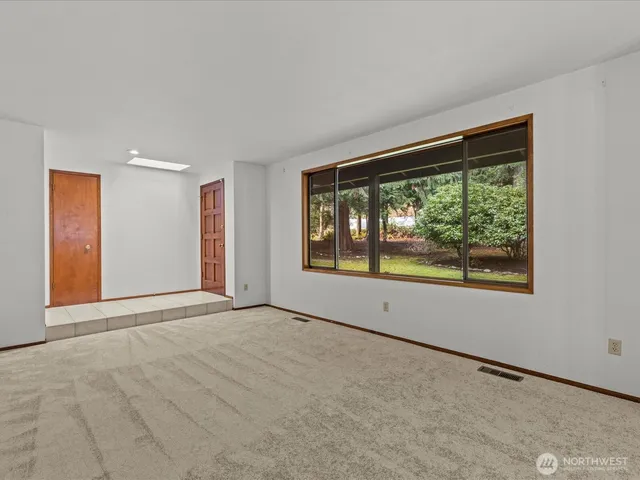 $875,000 | 16715 Southeast 235th Street, Kent, WA 98042