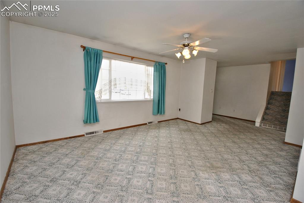 1335 Alexander Road Colorado Springs, CO 80909 - Photo 5 of 25