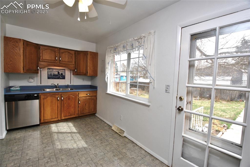 1335 Alexander Road Colorado Springs, CO 80909 - Photo 8 of 25