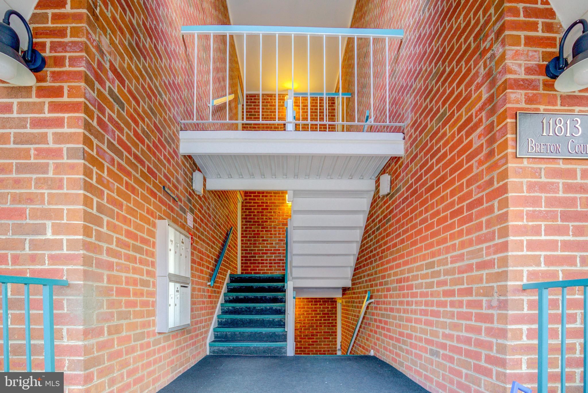 11813 Breton Court, Unit 2B Reston, VA 20191 - Photo 11 of 17 a view of entryway