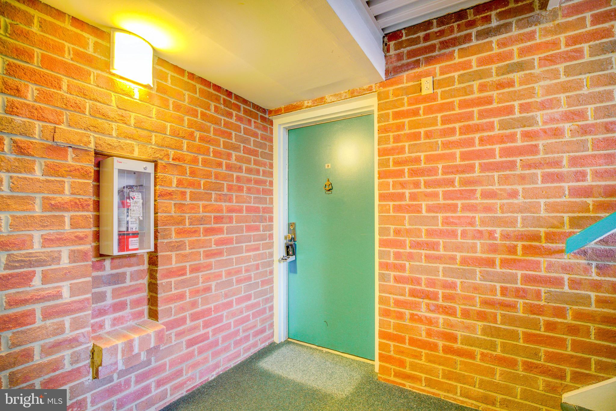 11813 Breton Court, Unit 2B Reston, VA 20191 - Photo 12 of 17 a bathroom with a shower