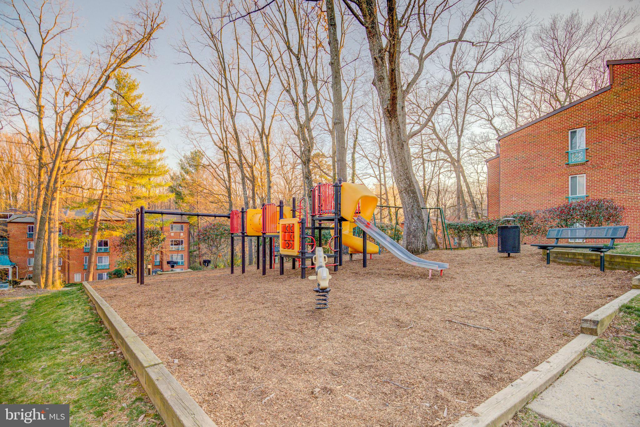 11813 Breton Court, Unit 2B Reston, VA 20191 - Photo 13 of 17