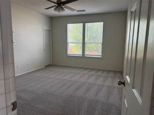 $2,300 | 2225 Heaton Street, Forney, TX 75126