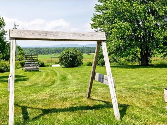 $373,000 | 874 Vt Route, Vergennes, VT 05491