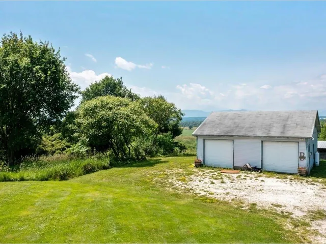 $373,000 | 874 Vt Route, Vergennes, VT 05491