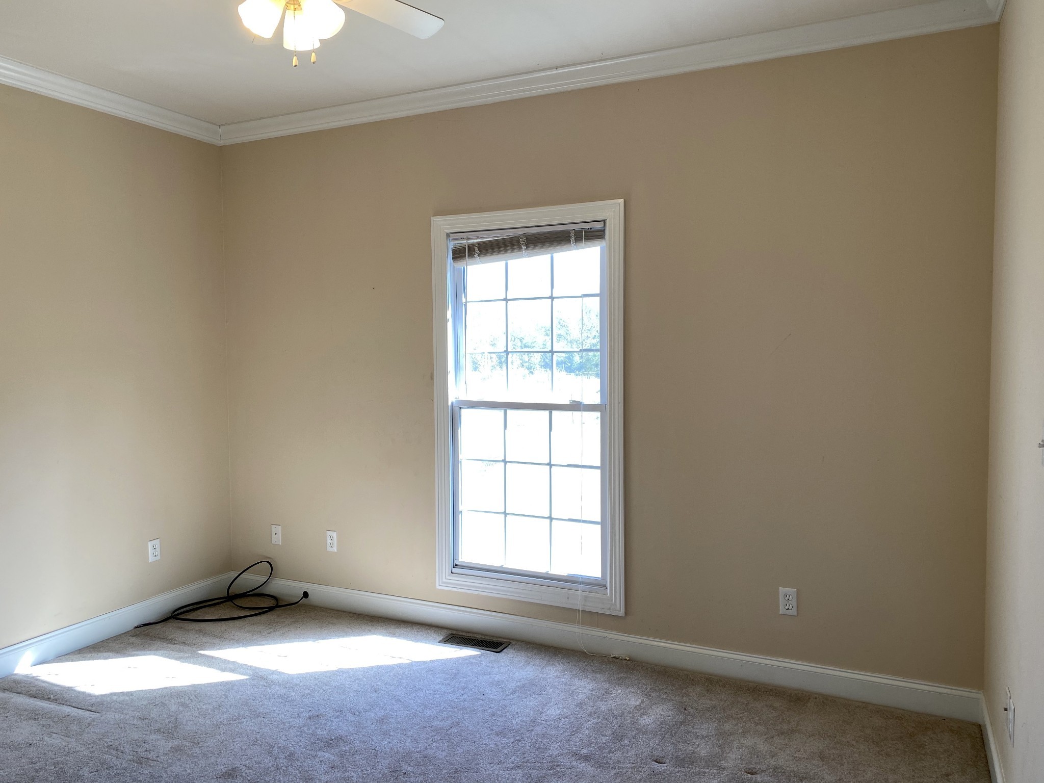 4074 Gum Creek Road Decherd, TN 37324 - Photo 13 of 17 an empty room with a window