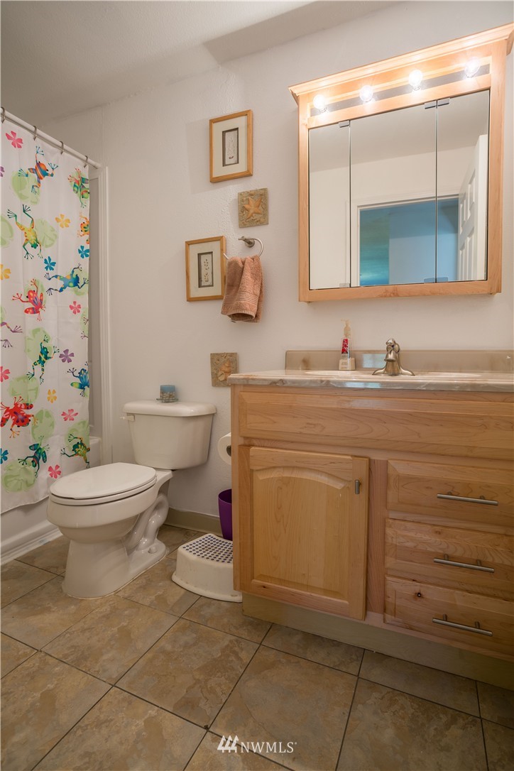 4808 Picnic Point Road Edmonds, WA 98026 - Photo 20 of 25 Gallery Image 20