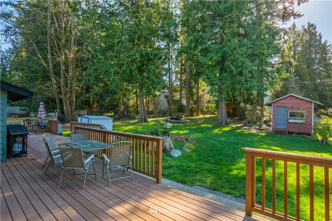 4808 Picnic Point Road Edmonds, WA 98026 - Photo 23 of 25 Gallery Image 23