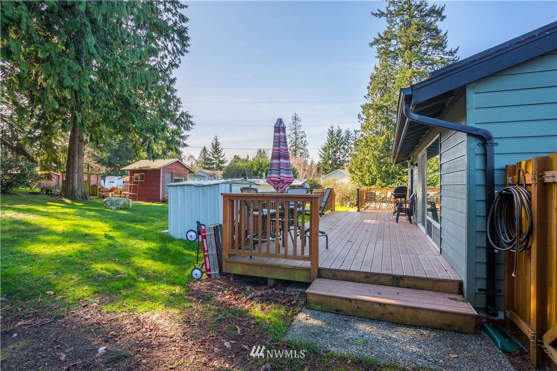 4808 Picnic Point Road Edmonds, WA 98026 - Photo 24 of 25 Gallery Image 24