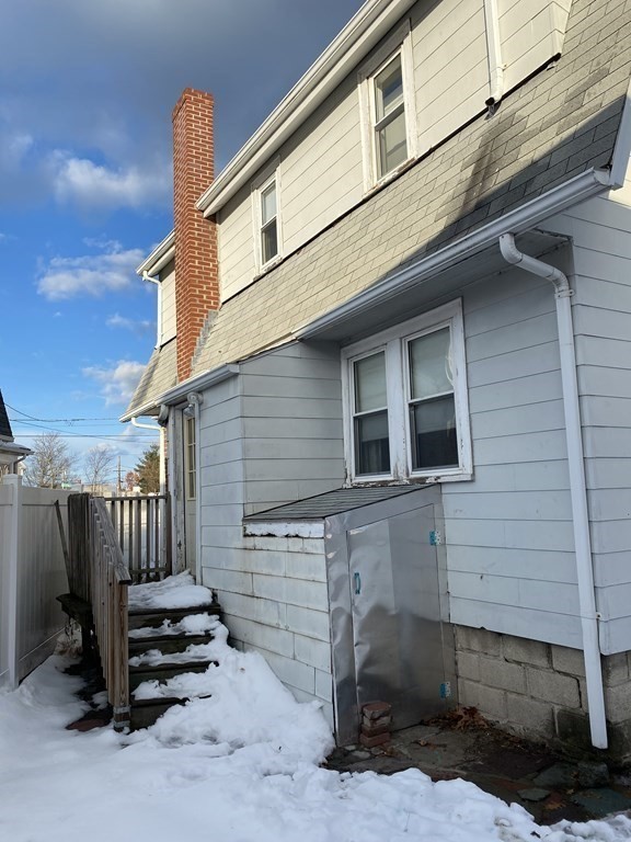 191 Albatross Road Quincy, MA 02169 - Photo 3 of 28 Gallery Image 3