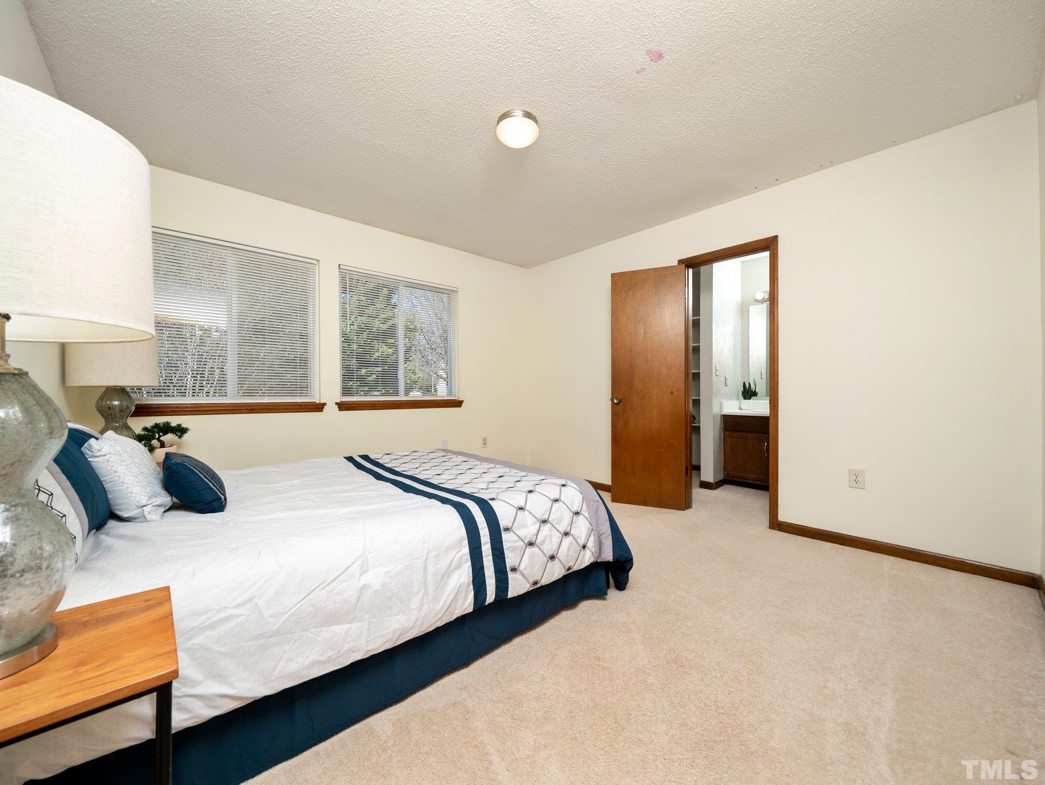 5938 Shady Grove Circle Raleigh, NC 27609 - Photo 15 of 21 Gallery Image 15